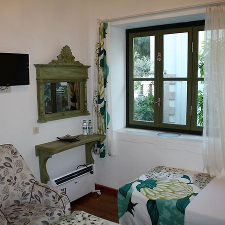 Dalyan Butik Otel Hayat Bahcesi ไอวาลิค ภายนอก รูปภาพ