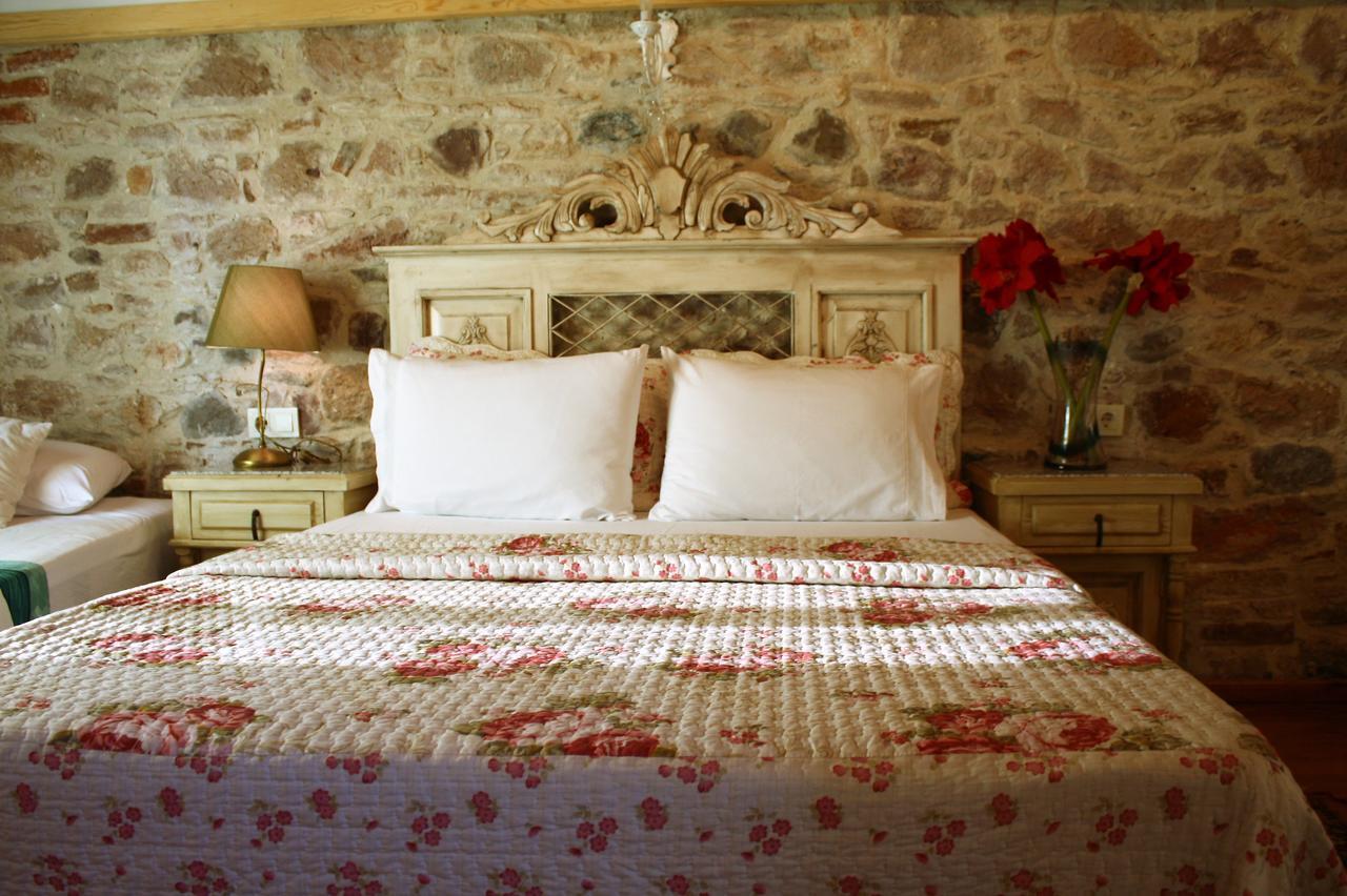 Dalyan Butik Otel Hayat Bahcesi ไอวาลิค ภายนอก รูปภาพ